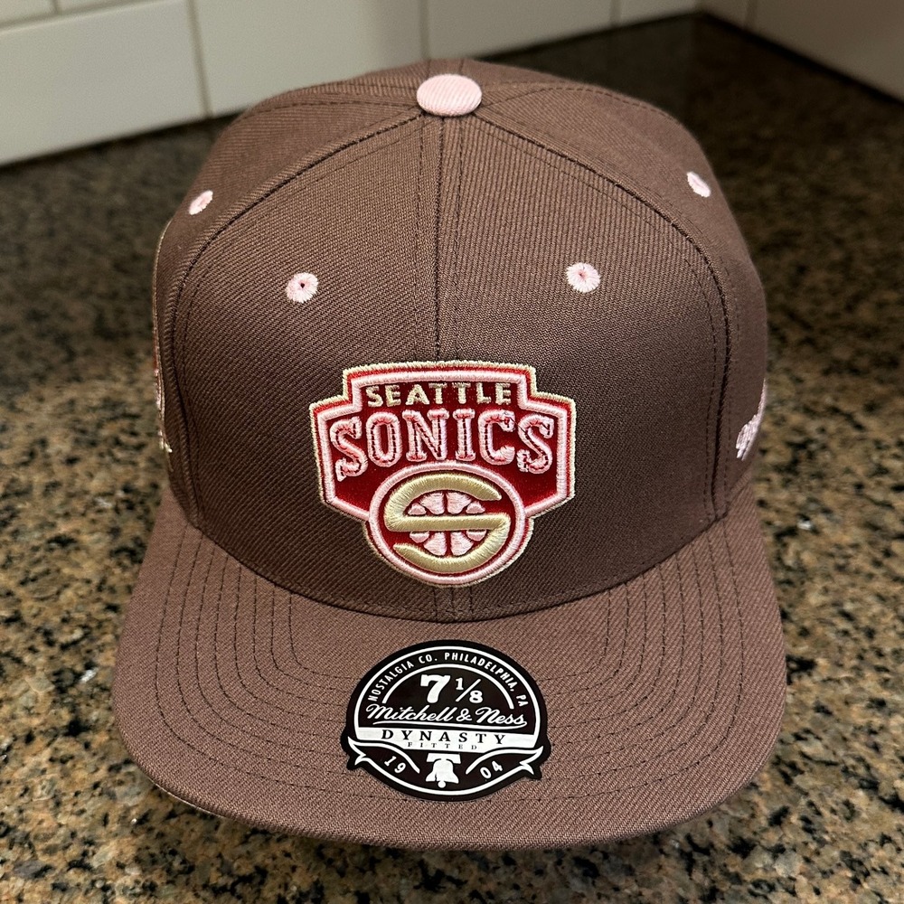 Seattle Sonics Mitchell & Ness 40th Anniversary Fitted Hat 7 1/8 Brown Pink New